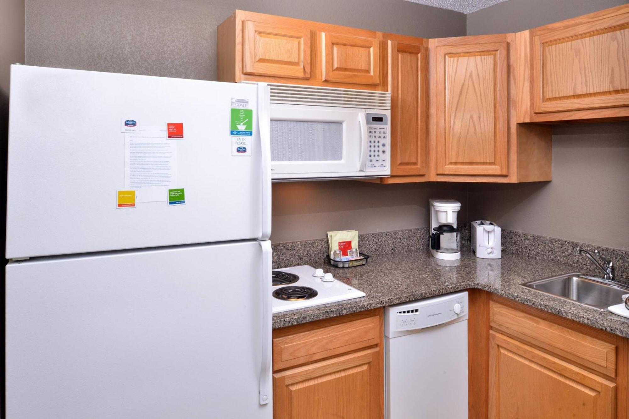 Towneplace Suites Detroit Warren Εξωτερικό φωτογραφία
