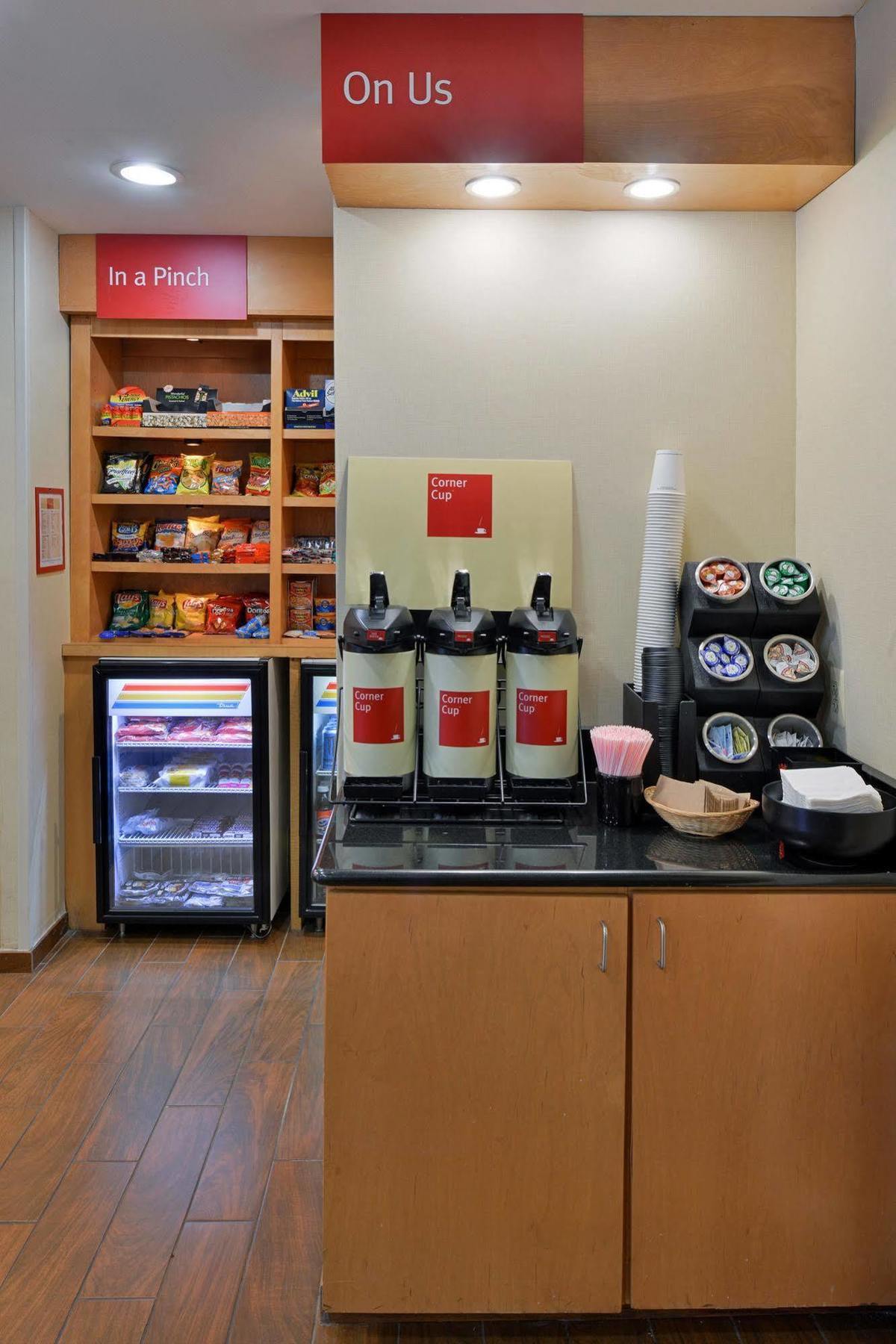 Towneplace Suites Detroit Warren Εξωτερικό φωτογραφία